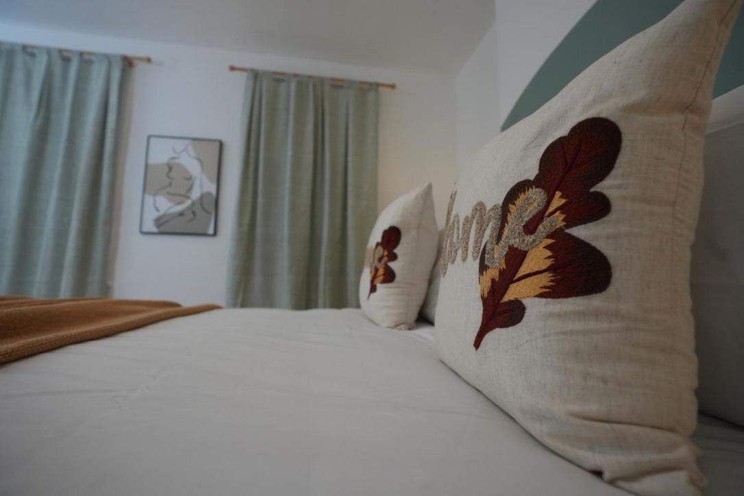 Spacious Two-Bedrooms House, Private Parking, Contractors, Relocators Oxford Ngoại thất bức ảnh